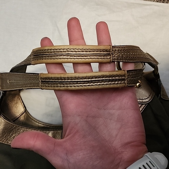 Coach Hobo Purse - Picture 4 of 7